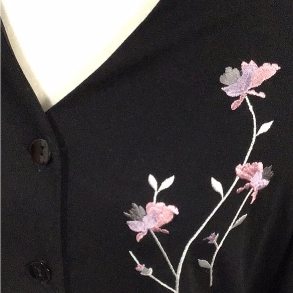 TAILOR B MOSS Black Embroidered Jacket and Shell w/Embroidered Flowers, Size L - Picture 2 of 11